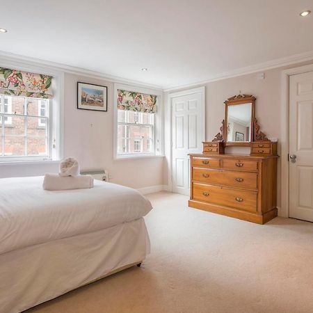 شقة St Helen'S House With Minster Views يورك المظهر الخارجي الصورة