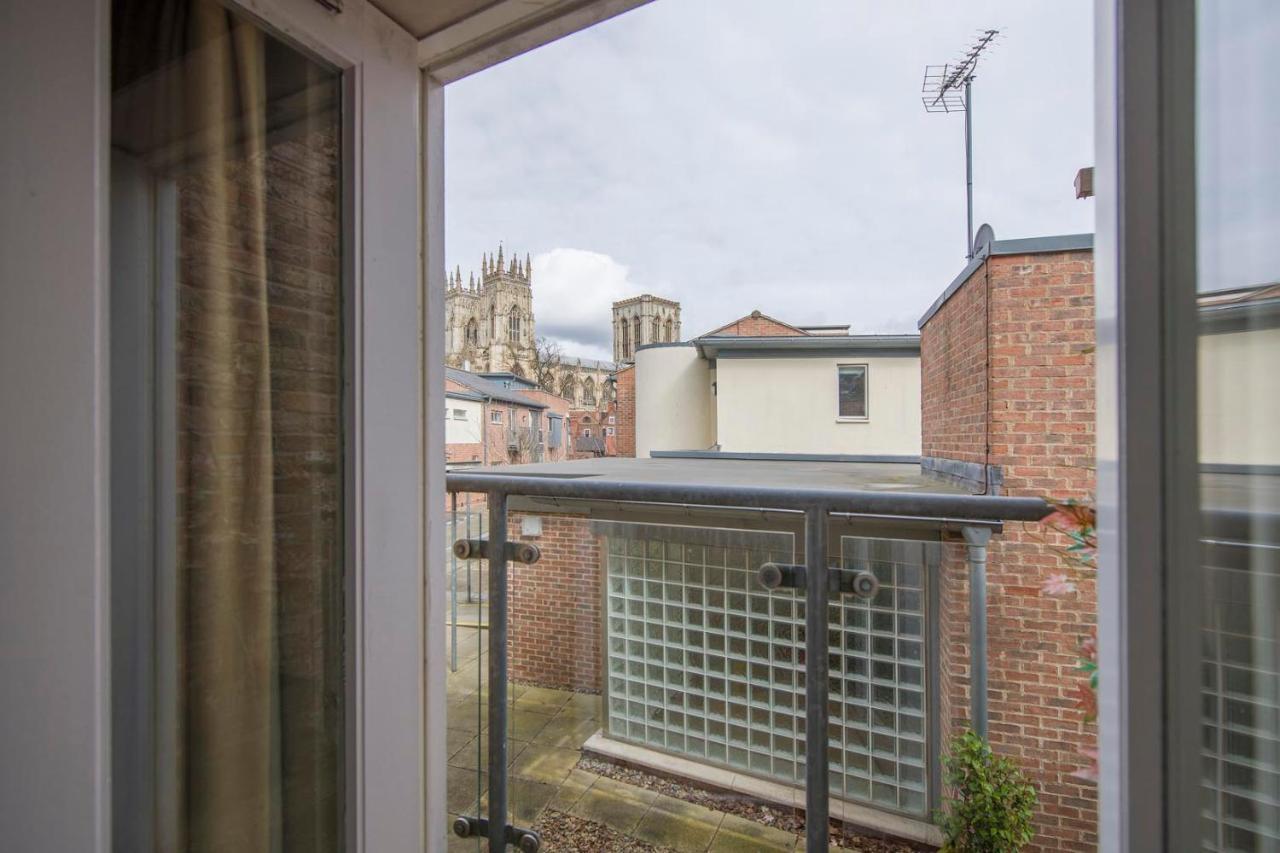 شقة St Helen'S House With Minster Views يورك المظهر الخارجي الصورة