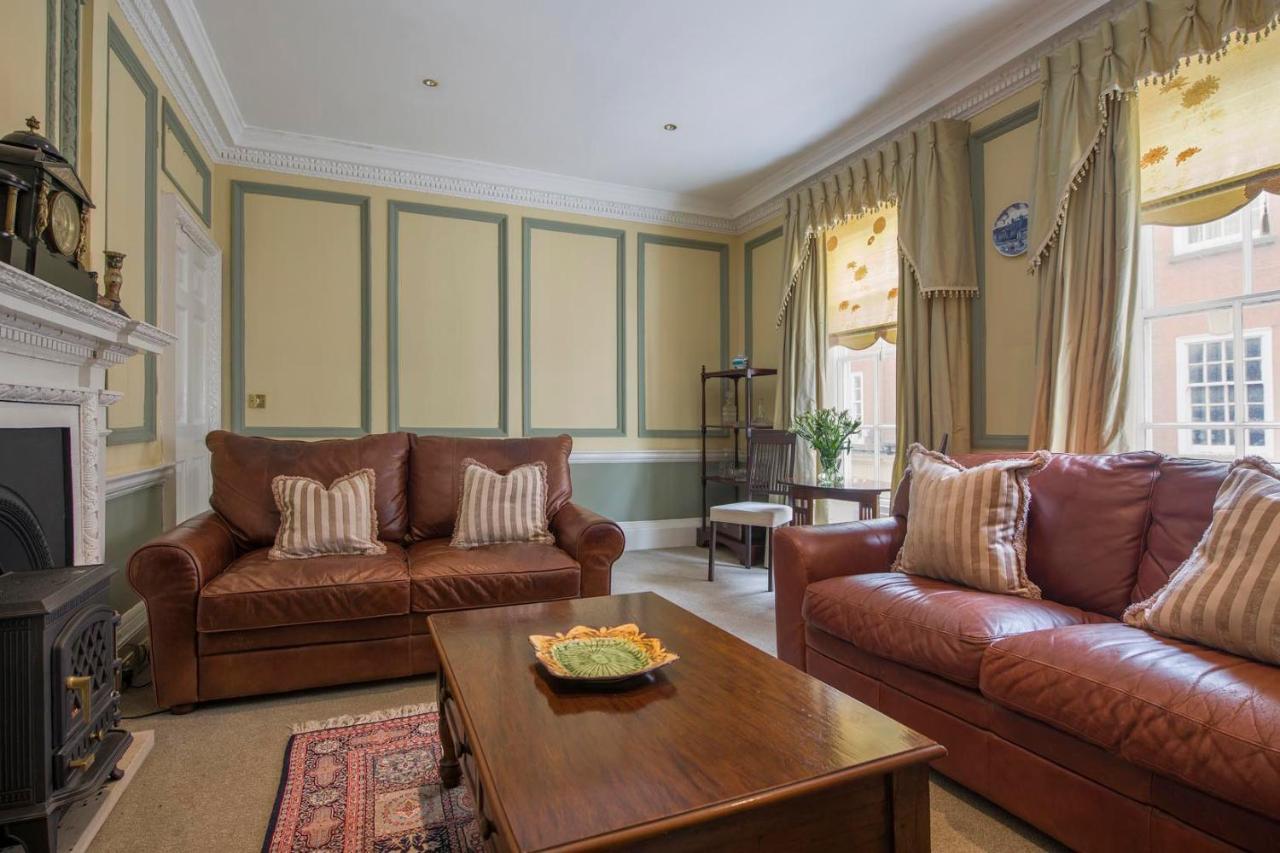 شقة St Helen'S House With Minster Views يورك المظهر الخارجي الصورة