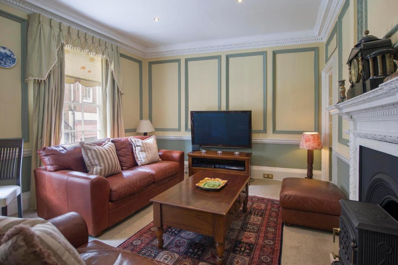 شقة St Helen'S House With Minster Views يورك المظهر الخارجي الصورة