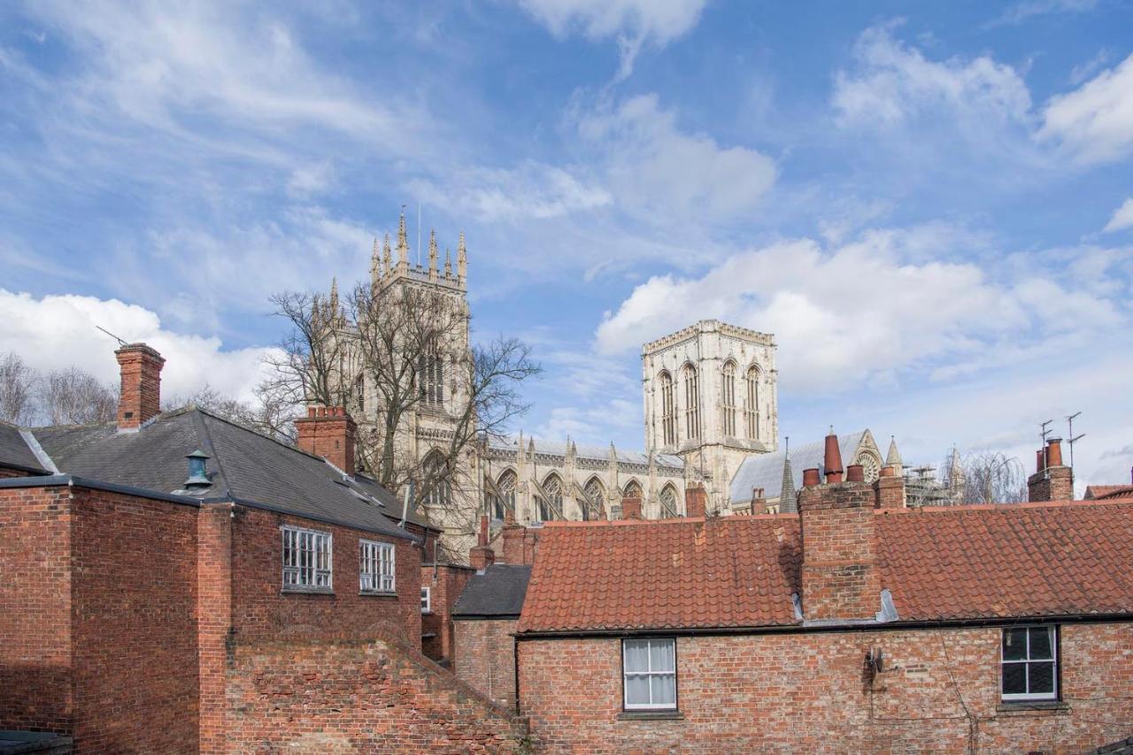 شقة St Helen'S House With Minster Views يورك المظهر الخارجي الصورة
